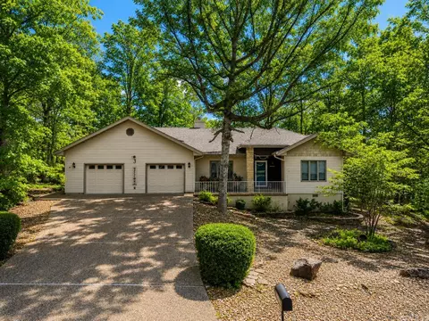 3 Encantado Way, Hot Springs Village, AR 71909