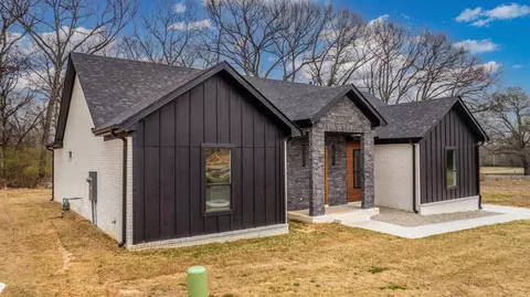 Exterior - 16 Avondale Rd, Cabot, AR 72023 photo 3 of 10