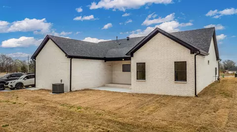 Exterior - 16 Avondale Rd, Cabot, AR 72023 photo 9 of 10