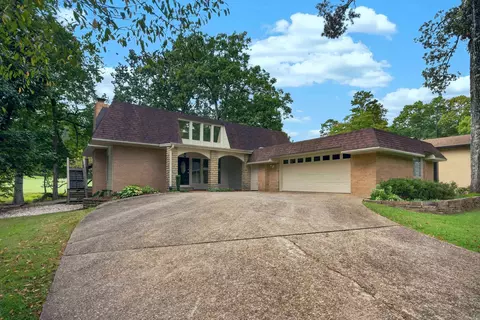 13 Durango Way, Hot Springs Village, AR 71909