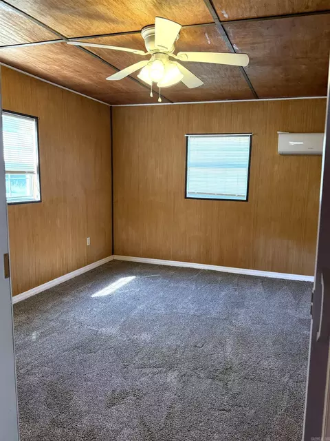 Bedroom - 13402 E Hwy 16, Shirley, AR 72153 photo 3 of 3