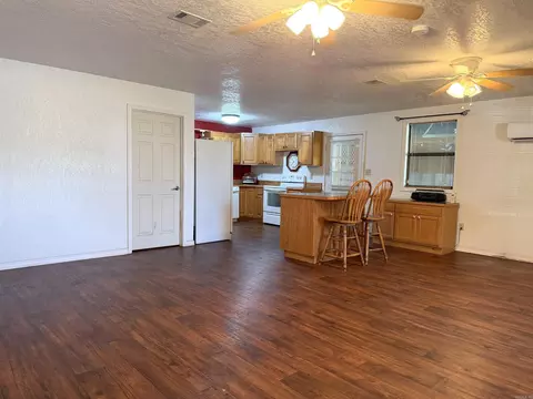 Living - 13402 E Hwy 16, Shirley, AR 72153 photo 2 of 6