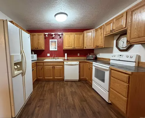 Kitchen - 13402 E Hwy 16, Shirley, AR 72153 photo 3 of 4