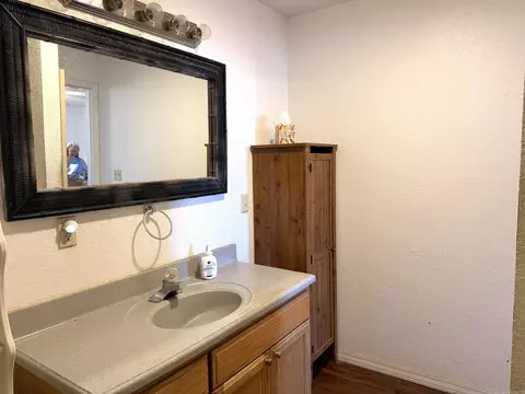 Bath - 13402 E Hwy 16, Shirley, AR 72153 photo 2 of 5