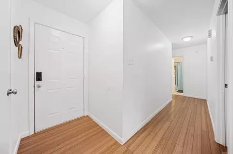 Entry Way - 117 N Summit Dr, Cabot, AR 72023 photo 1 of 1