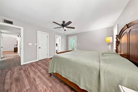Bedroom - 2624 White Tail St, Benton, AR 72019 photo 3 of 4