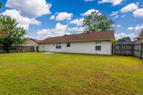 Exterior - 18 War Eagle Dr, Cabot, AR 72023 photo 5 of 6