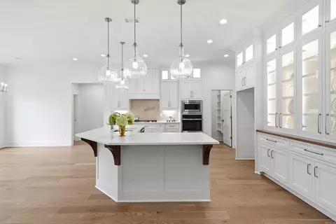 Kitchen - 1645 Nantucket, Conway, AR 72034 photo 6 of 6