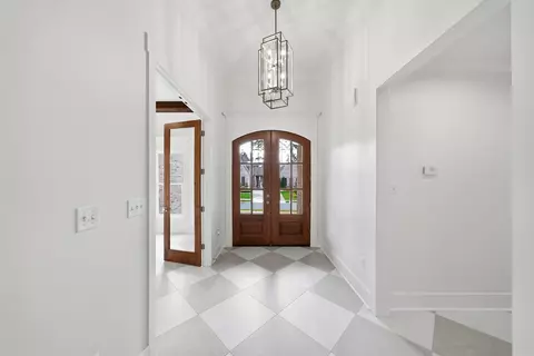 Entry Way - 1645 Nantucket, Conway, AR 72034 photo 2 of 5