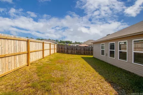 Exterior - 2136 Dandelion Dr, Benton, AR 72019 photo 4 of 5