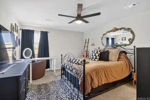 Bedroom - 2136 Dandelion Dr, Benton, AR 72019 photo 1 of 4