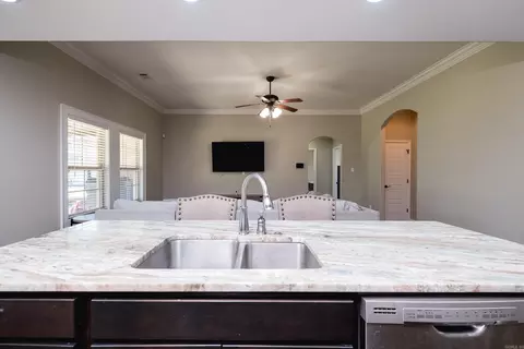 Kitchen - 5009 Clover Brook Dr, Bryant, AR 72022 photo 5 of 5