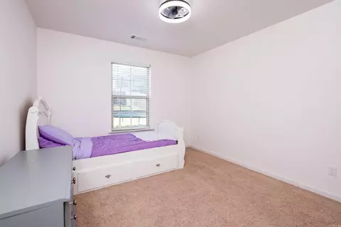 Bedroom - 5009 Clover Brook Dr, Bryant, AR 72022 photo 6 of 7