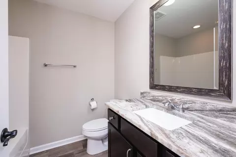 Bath - 5009 Clover Brook Dr, Bryant, AR 72022 photo 5 of 5
