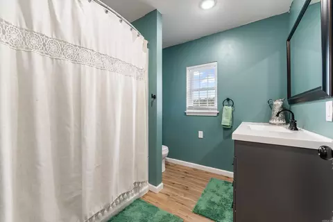 Bath - 4252 Bellfonte Rd, Harrison, AR 72601 photo 1 of 2