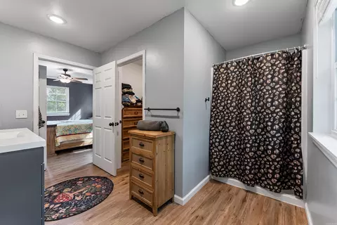 Entry Way - 4252 Bellfonte Rd, Harrison, AR 72601 photo 2 of 6