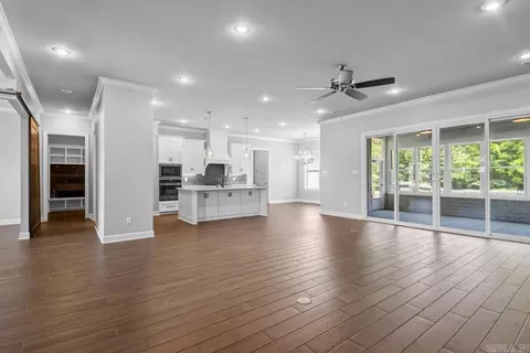 Living - 4040 Vineyard Way, Alexander, AR 72002 photo 1 of 3