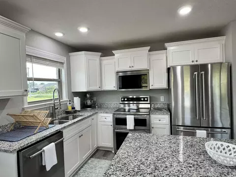 Kitchen - 134 Greg Sneed Dr, Quitman, AR 72131 photo 2 of 3