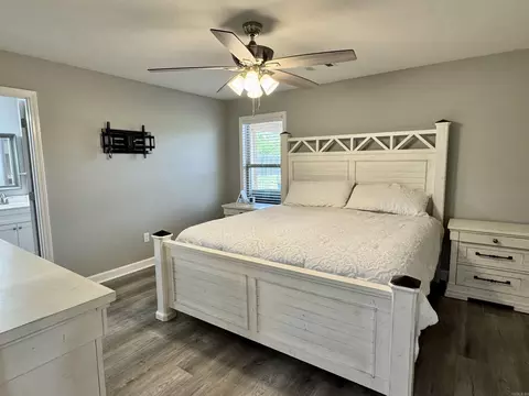 Bedroom - 134 Greg Sneed Dr, Quitman, AR 72131 photo 3 of 4