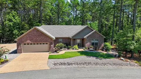 10 Villas Way, Hot Springs Village, AR 71909