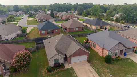 View/Area - 1225 Crosspoint, Conway, AR 72034 photo 2 of 7