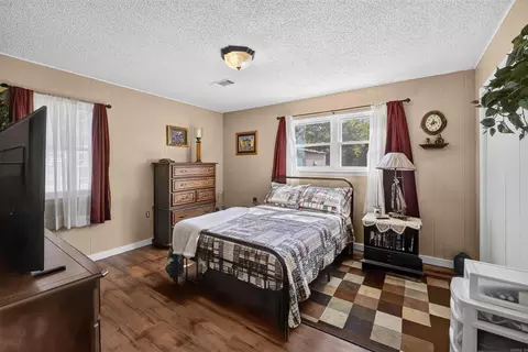 Bedroom - 227 Central Ave, Norman, AR 71960 photo 4 of 5