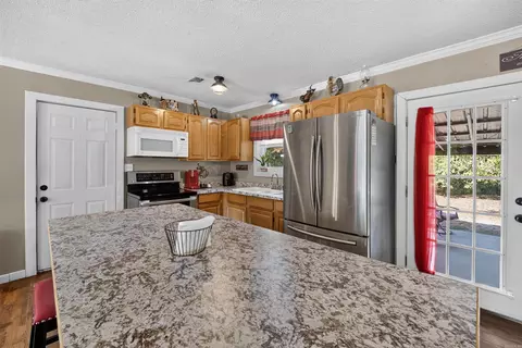 Kitchen - 227 Central Ave, Norman, AR 71960 photo 2 of 2
