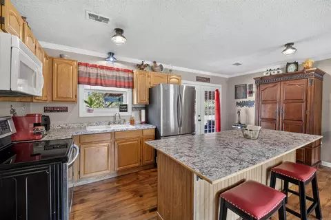 Kitchen - 227 Central Ave, Norman, AR 71960 photo 1 of 2