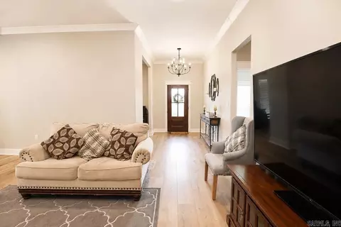 Entry Way - 1 Whippoorwill Dr, Greenbrier, AR 72058 photo 2 of 6