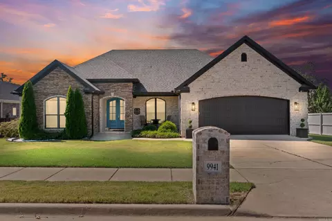 9941 Hickory Heights Dr, Sherwood, AR 72120