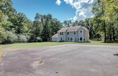 Exterior - 1400 Cedar Dr, Bryant, AR 72022 photo 4 of 6