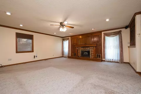 Living - 4976 Hwy 9, Springfield, AR 72157 photo 1 of 6