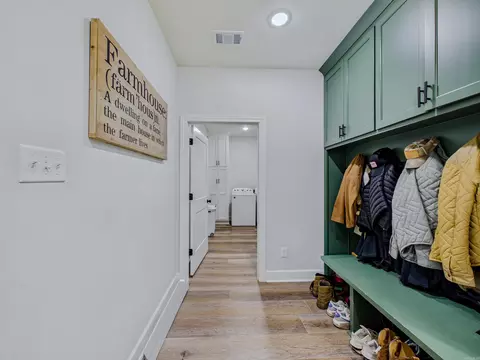 Entry Way - 15 Denali Cv, Cabot, AR 72023 photo 4 of 5