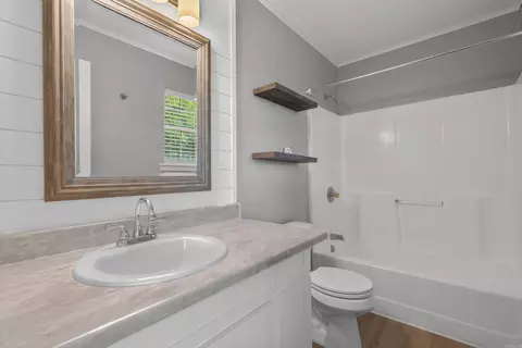 Bath - 307 Ray St, Cabot, AR 72023 photo 3 of 3