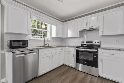 Kitchen - 307 Ray St, Cabot, AR 72023 photo 1 of 3