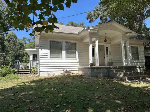 130 Circle Dr, Hot Springs, AR 71901