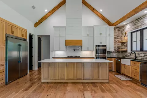 Kitchen - 6032 Charley Pl, Benton, AR 72019 photo 1 of 8