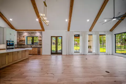 Living - 6032 Charley Pl, Benton, AR 72019 photo 1 of 4