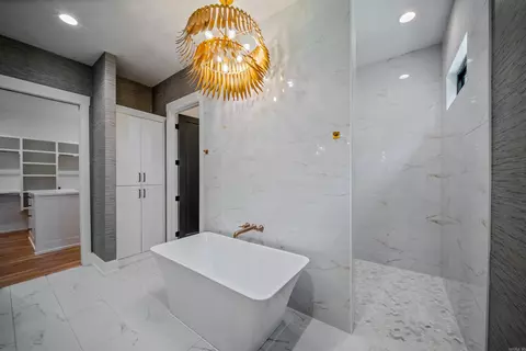Bath - 6032 Charley Pl, Benton, AR 72019 photo 5 of 10