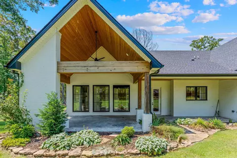 Exterior - 6032 Charley Pl, Benton, AR 72019 photo 5 of 6