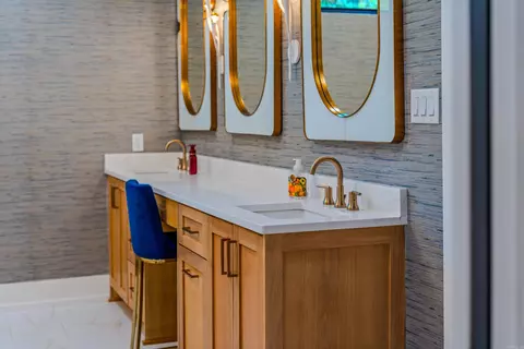 Bath - 6032 Charley Pl, Benton, AR 72019 photo 7 of 10