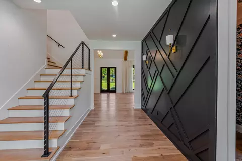 Entry Way - 6032 Charley Pl, Benton, AR 72019 photo 3 of 6