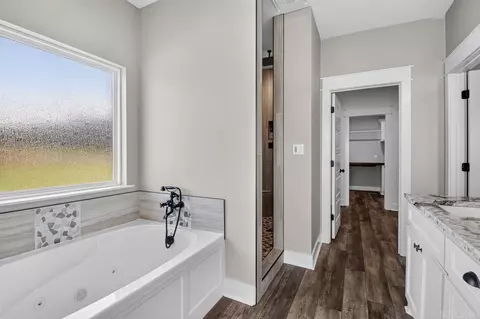 Entry Way - 18 Brookeview, Greenbrier, AR 72058 photo 7 of 7