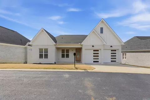 83 Tournay Cir, Little Rock, AR 72223