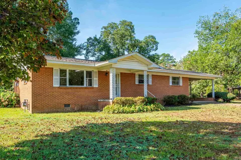 Exterior - 243 Windcrest Dr, Malvern, AR 72104 photo 8 of 11