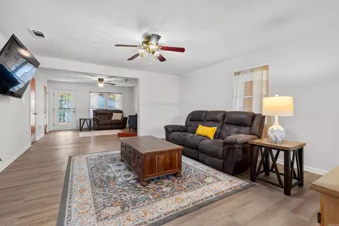 Living - 243 Windcrest Dr, Malvern, AR 72104 photo 2 of 6