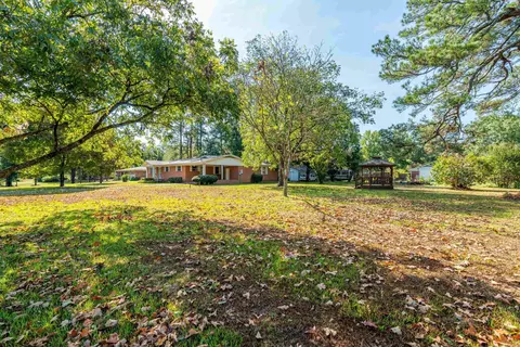 Exterior - 243 Windcrest Dr, Malvern, AR 72104 photo 11 of 11