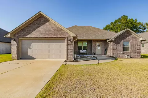 5401 Rope Trl, Jacksonville, AR 72076