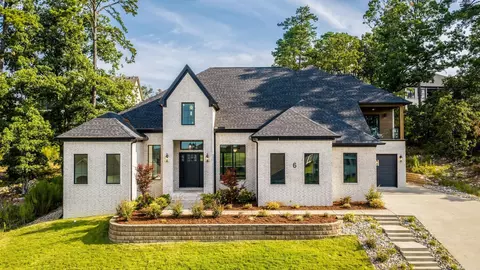 6 Haywood Ct, Little Rock, AR 72223