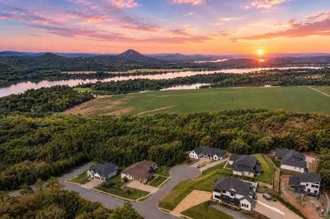 View/Area - 3 Eagle Cv, Maumelle, AR 72113 photo 5 of 5